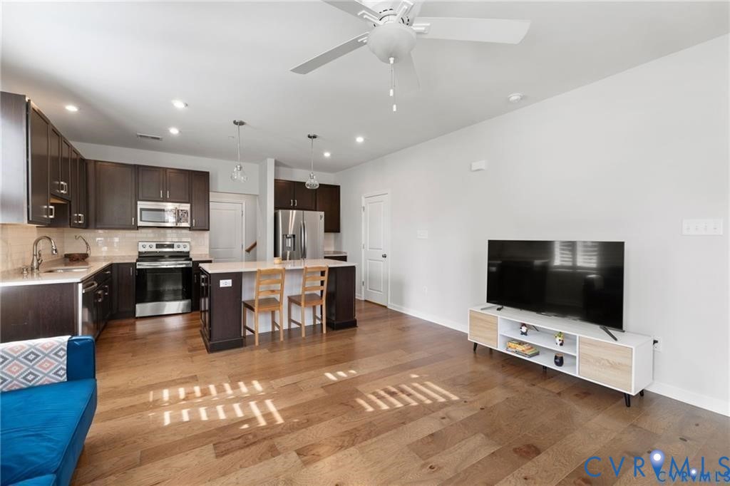 7417 Hancock Towns Ct