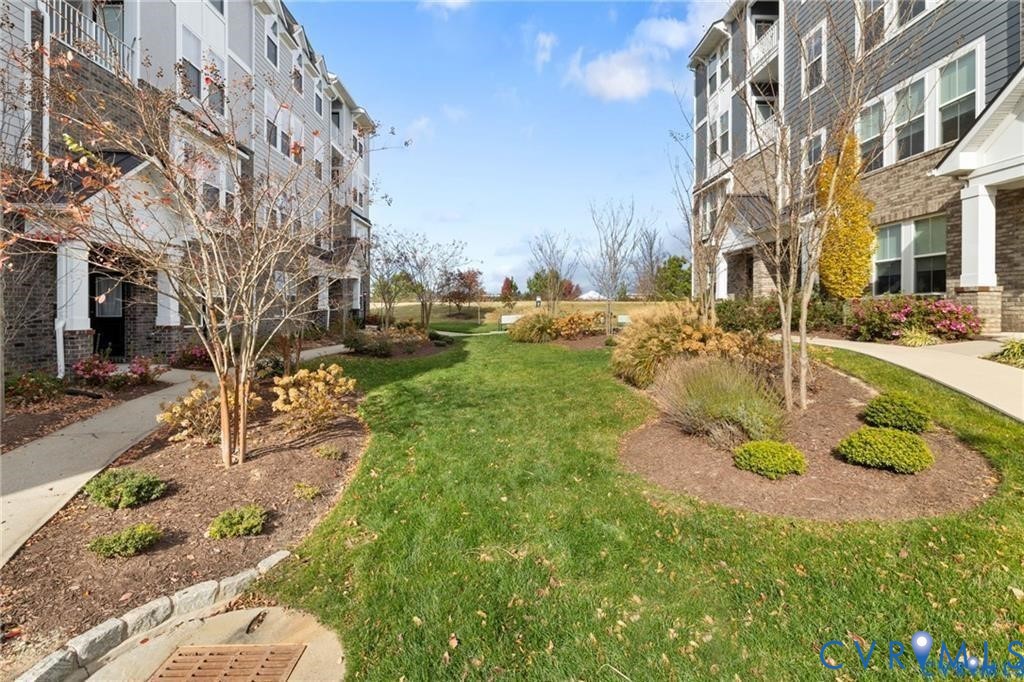 7417 Hancock Towns Ct