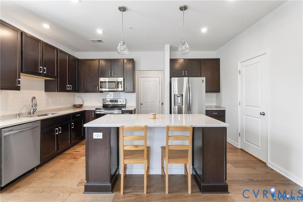 7417 Hancock Towns Ct