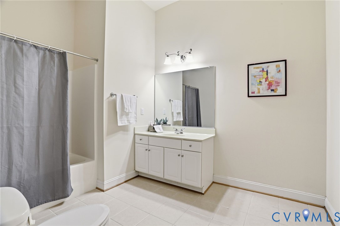 14331 Roderick Ct