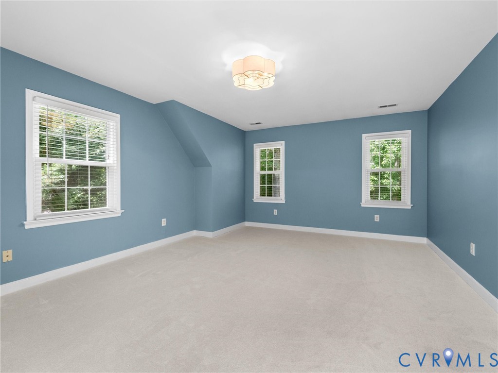 11506 McNair Cir