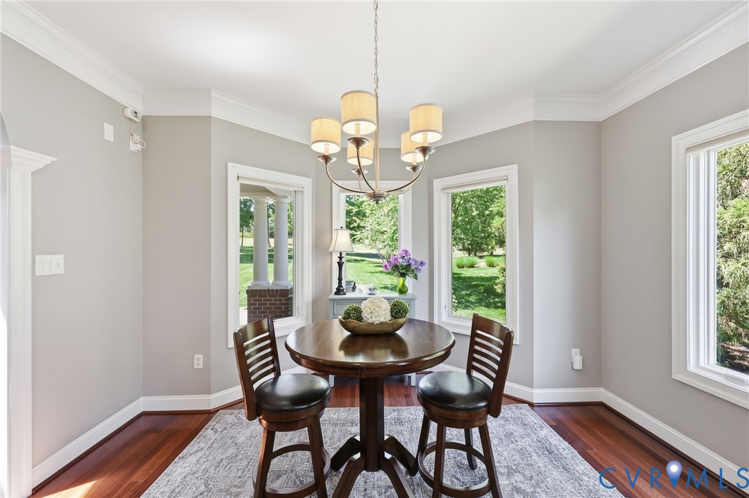 409 Regina Ln
