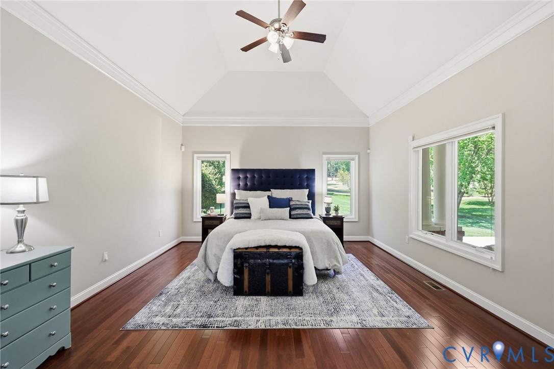 409 Regina Ln