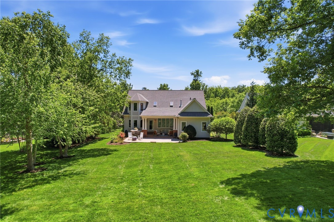 409 Regina Ln