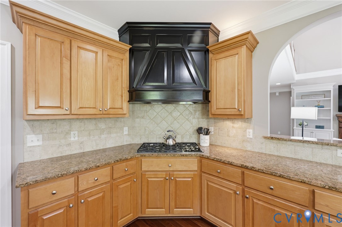 409 Regina Ln