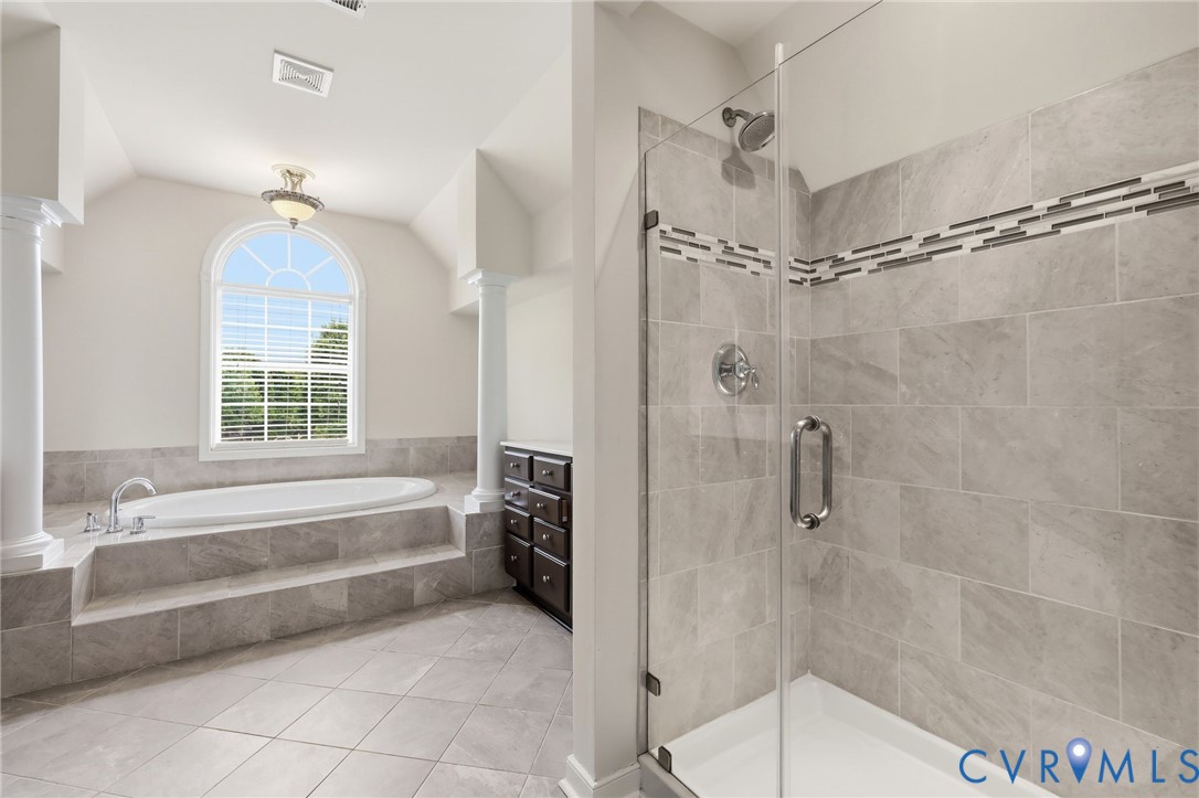 14642 Charter Walk Ct