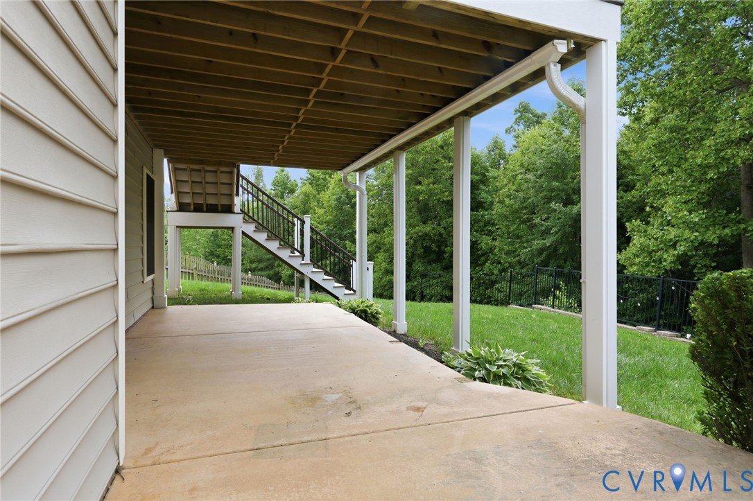 14642 Charter Walk Ct