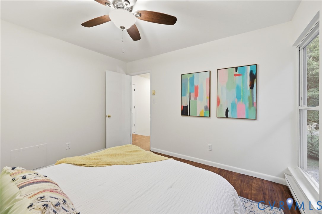 4900 Genlou Cir