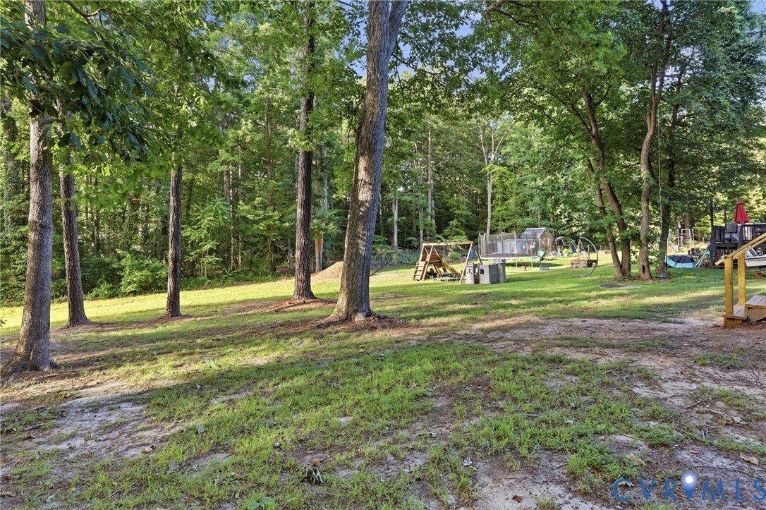 4900 Genlou Cir