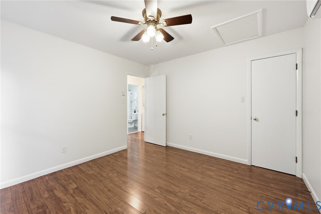 4900 Genlou Cir