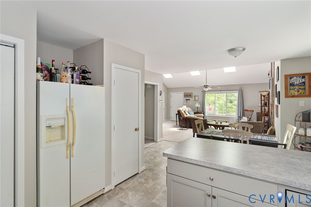 6158 Stronghold Dr