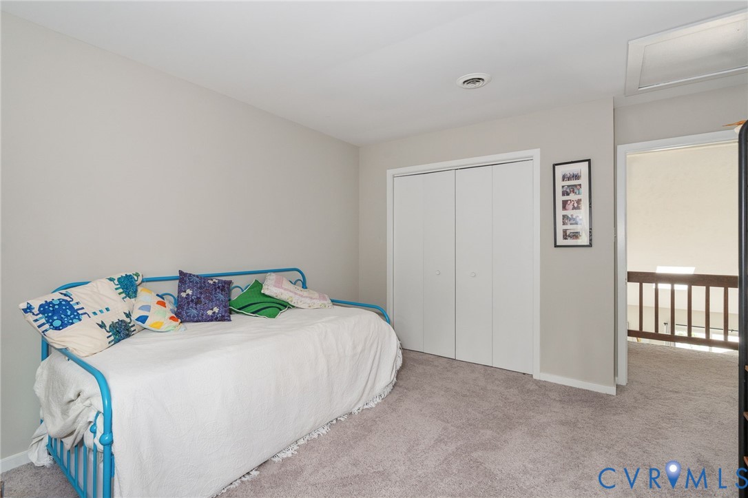 6158 Stronghold Dr