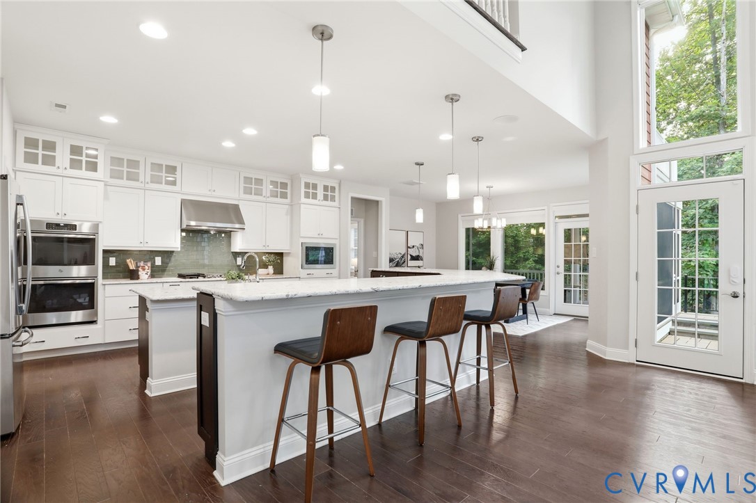 16012 Garston Ln