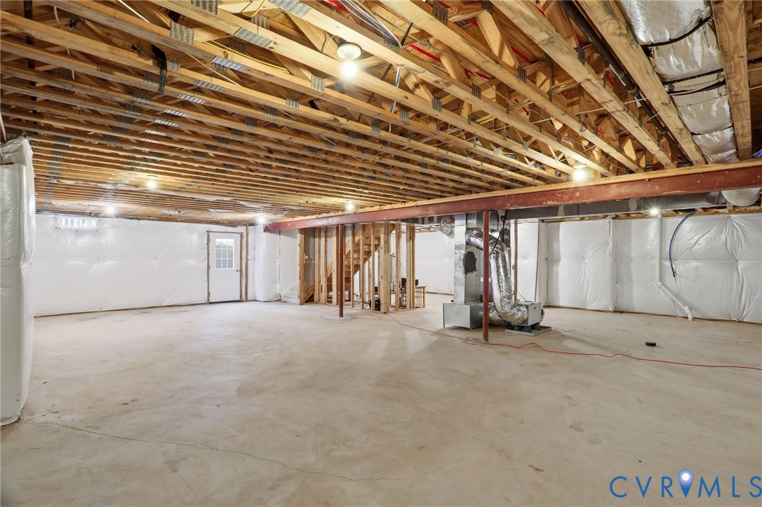 16012 Garston Ln