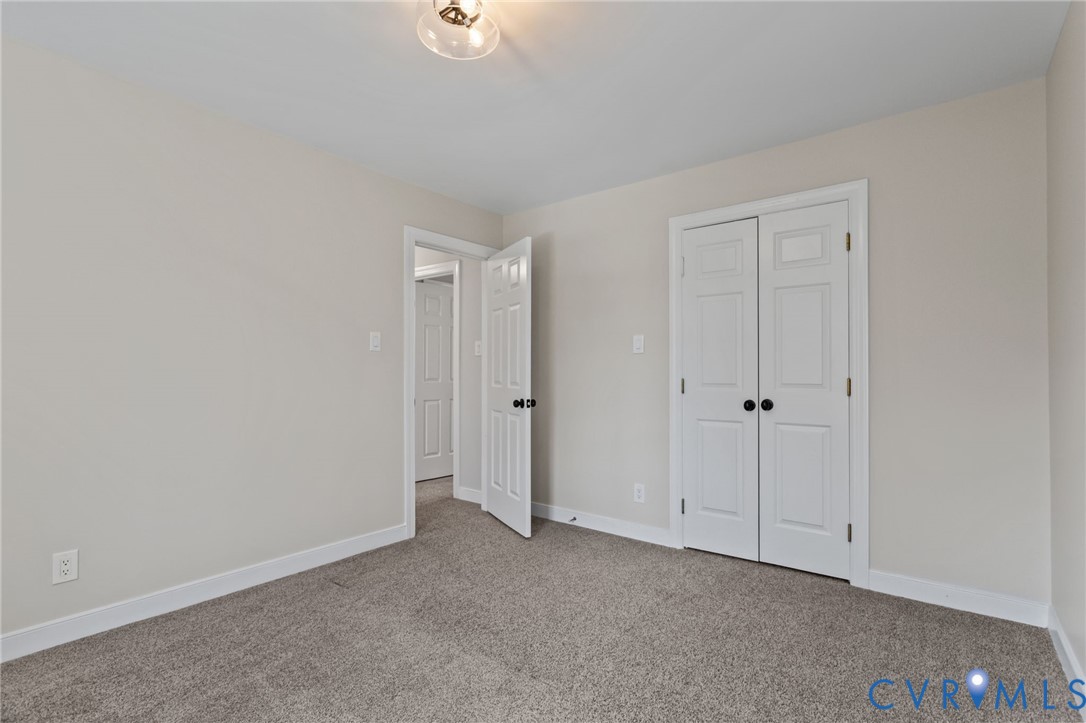 9604 St Regis Ter