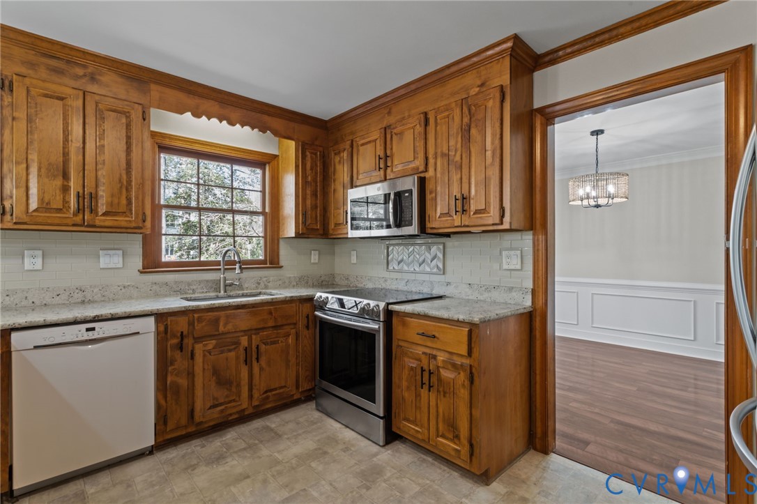 9604 St Regis Ter
