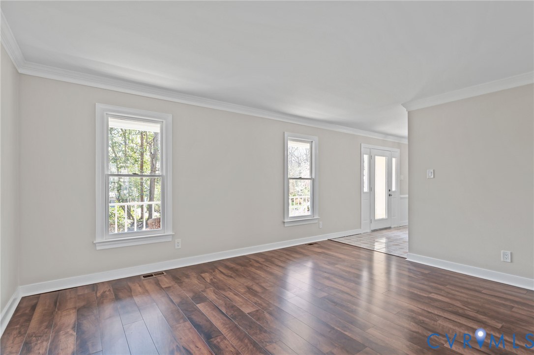 9604 St Regis Ter