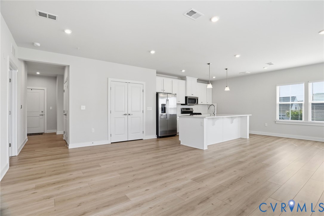 6655 Citory Way Unit#203