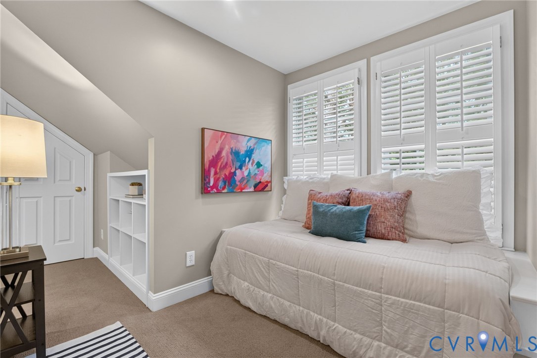 8201 Sidlaw Hills Ter