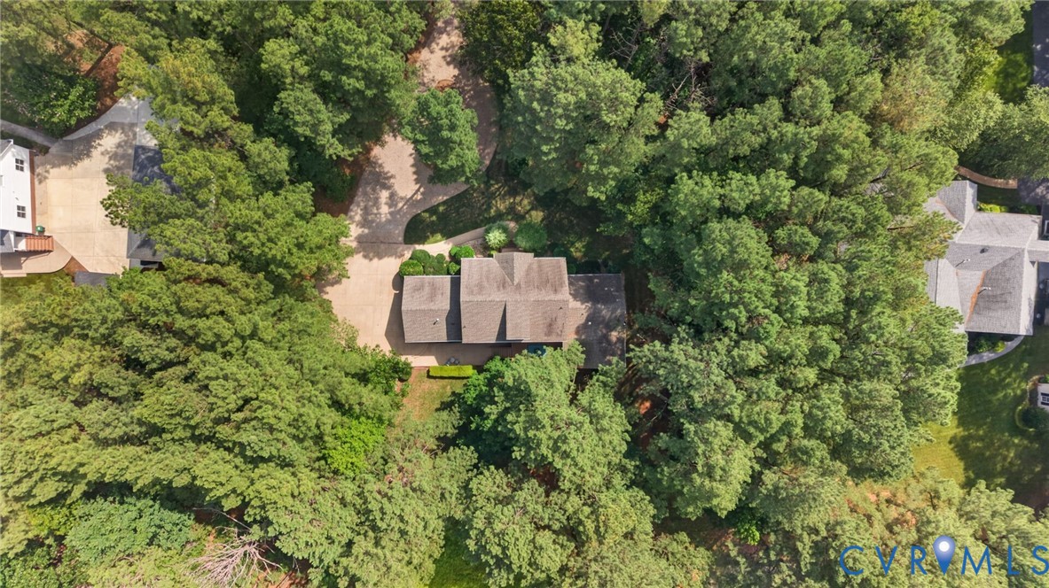 8201 Sidlaw Hills Ter