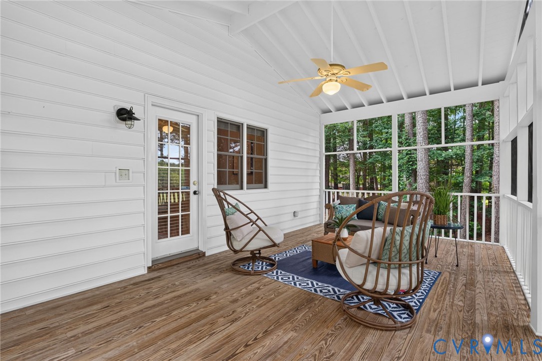 8201 Sidlaw Hills Ter