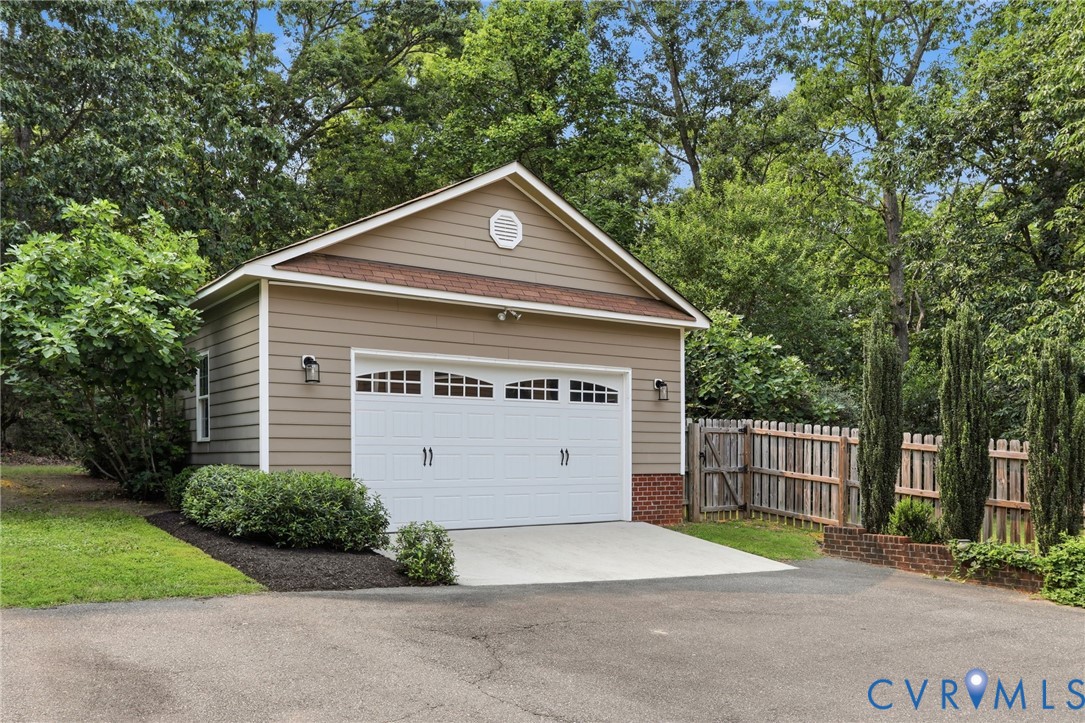 2904 Old Gun Rd W