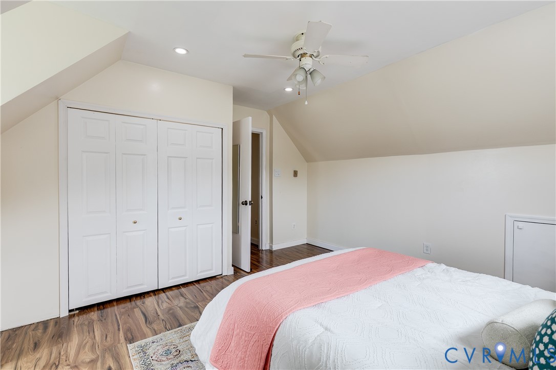 6496 Marie Ln