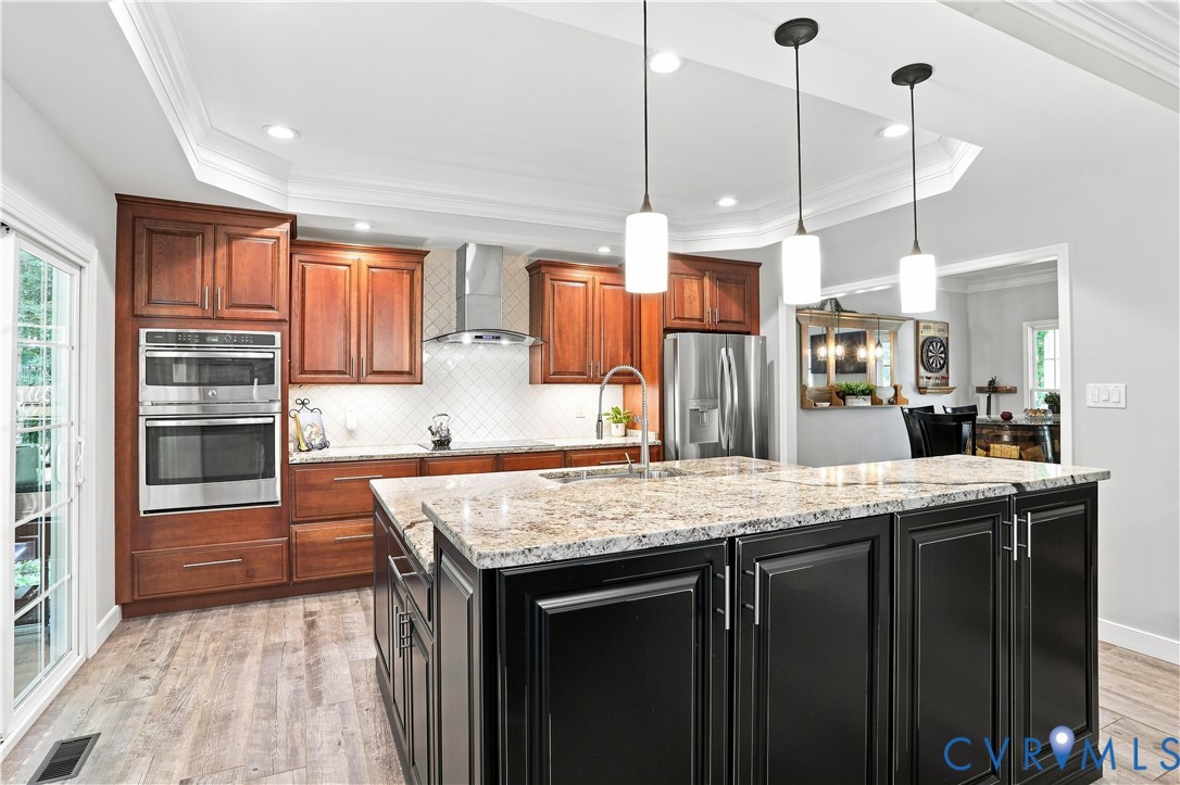 8024 Hampton Meadows Ln