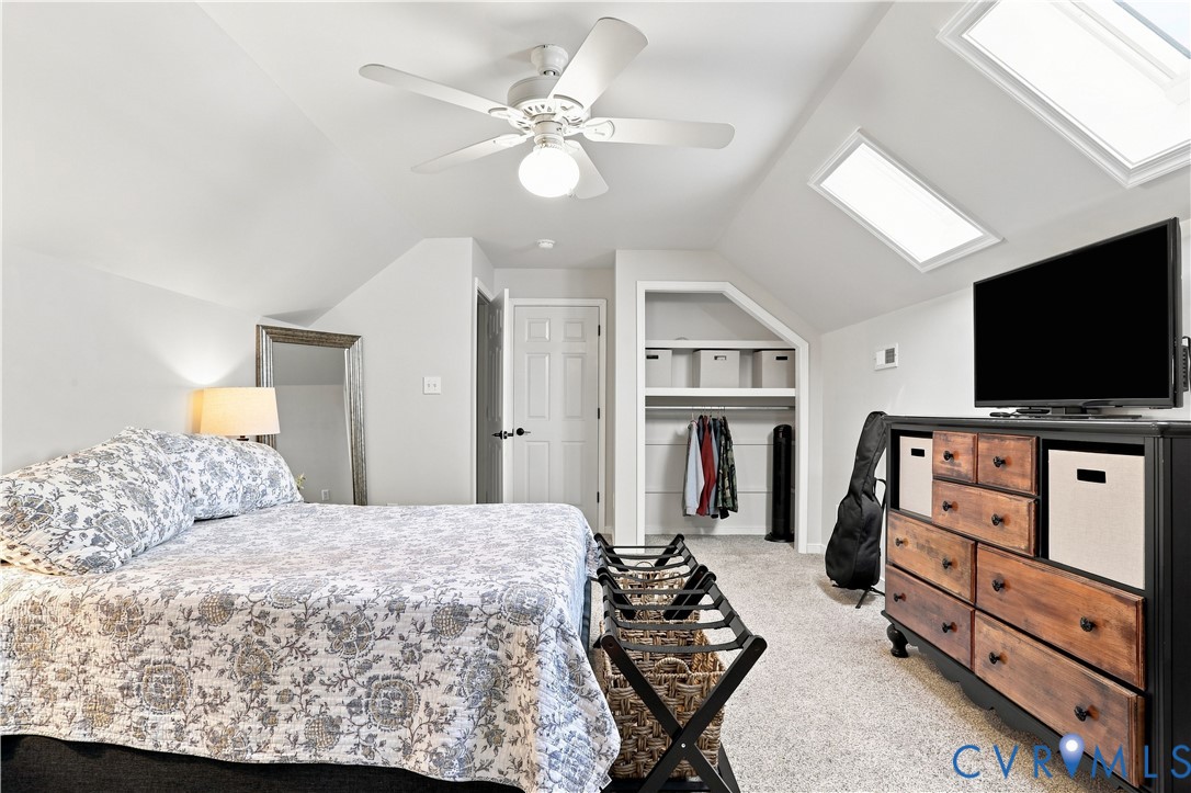 8024 Hampton Meadows Ln