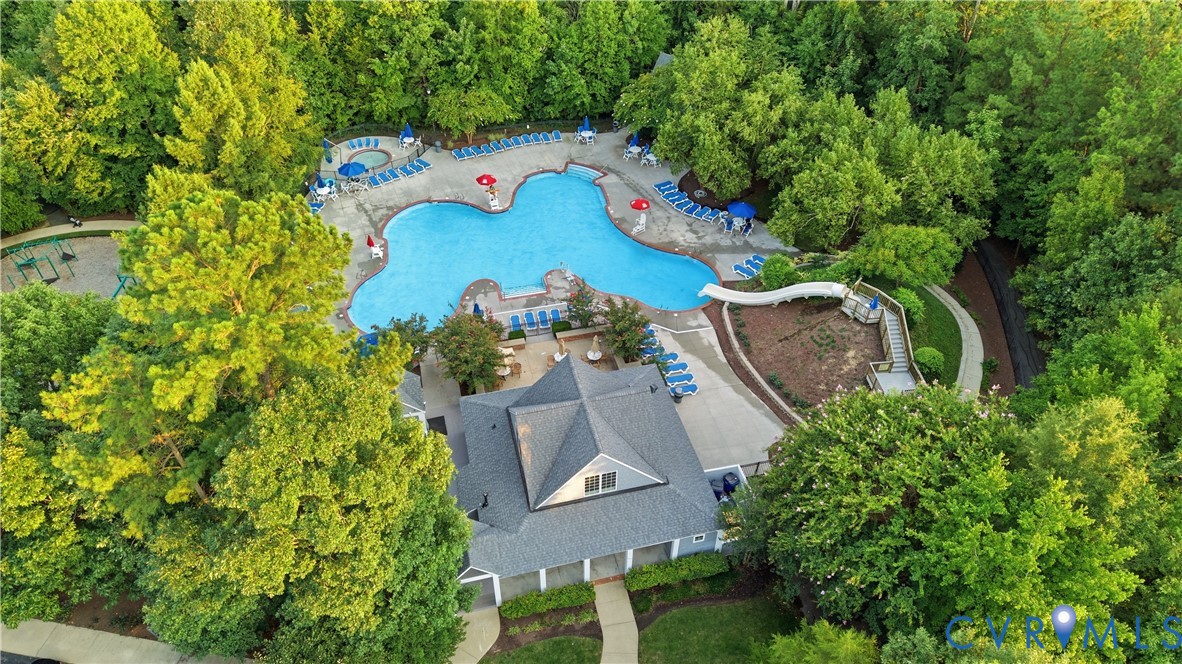 8024 Hampton Meadows Ln