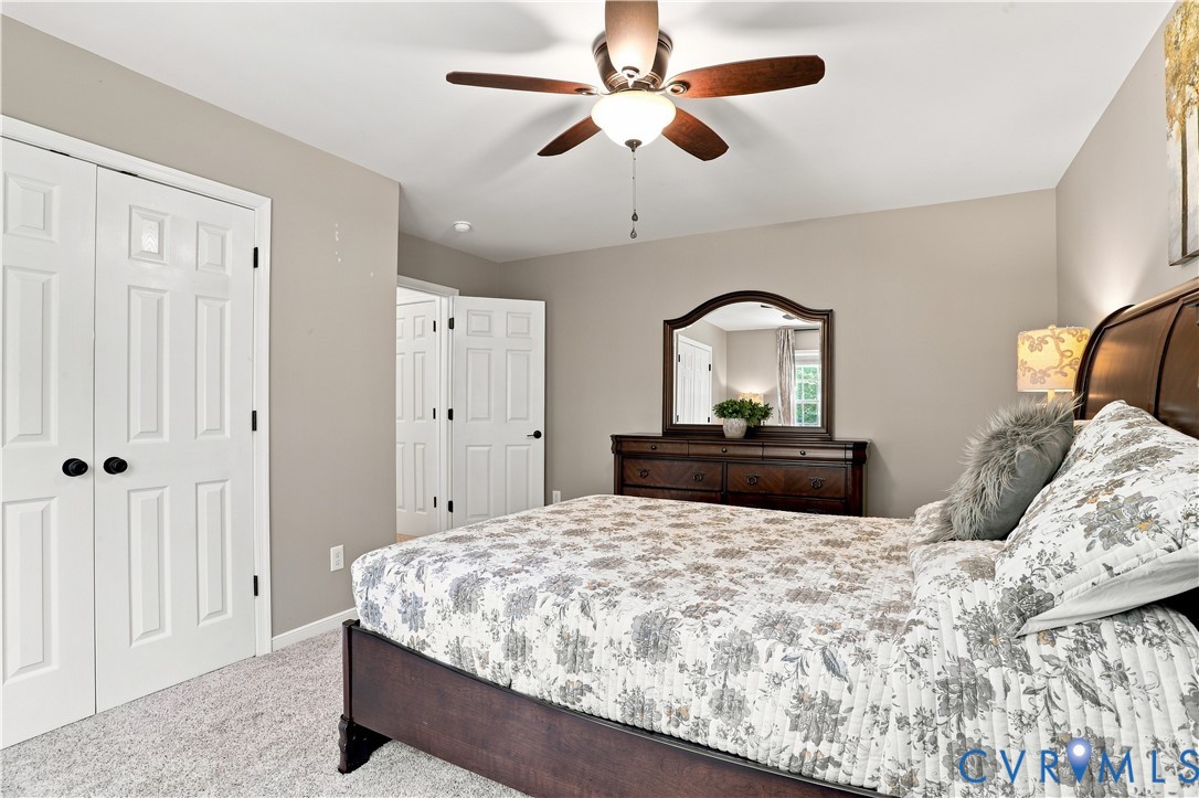 8024 Hampton Meadows Ln