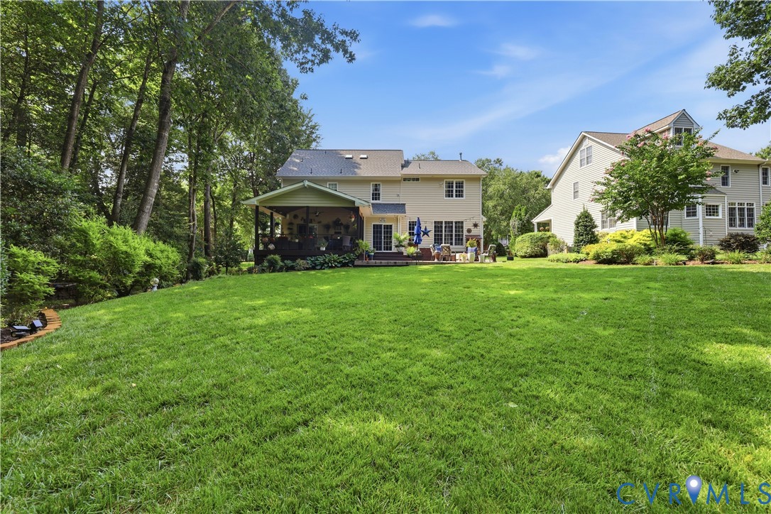 8024 Hampton Meadows Ln