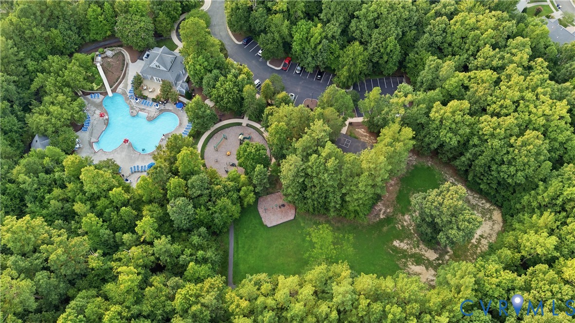8024 Hampton Meadows Ln