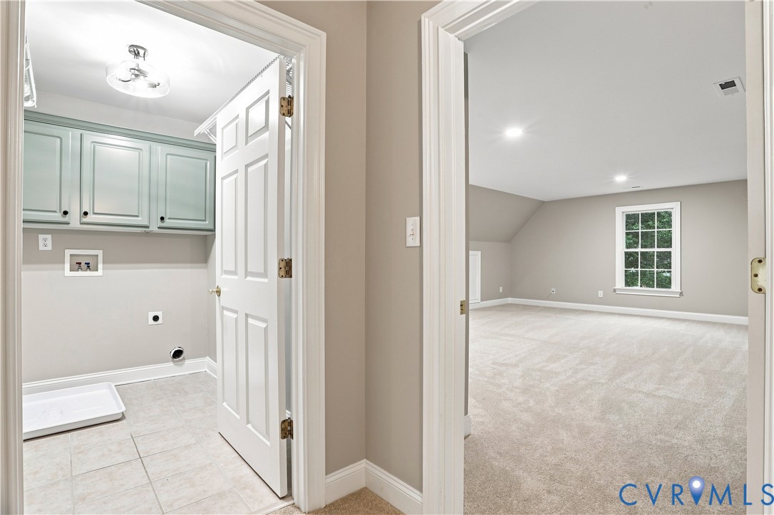 3231 Queens Grant Dr