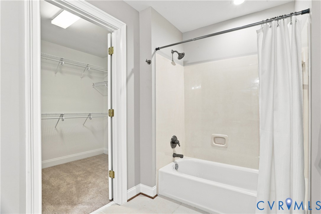 3231 Queens Grant Dr