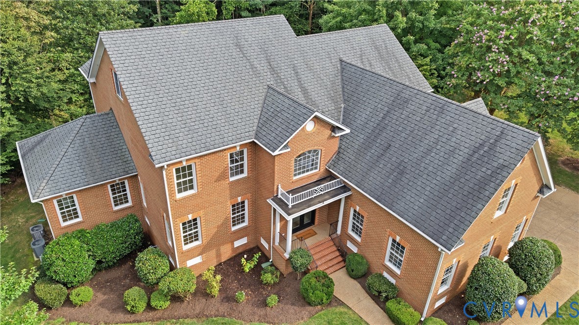 3231 Queens Grant Dr