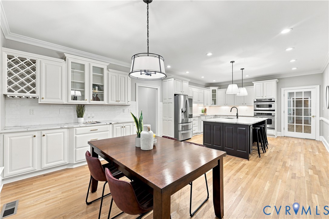 3231 Queens Grant Dr