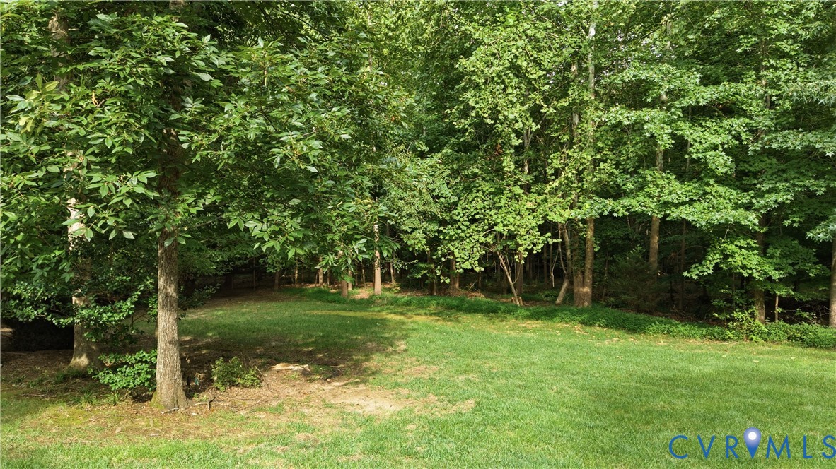3231 Queens Grant Dr