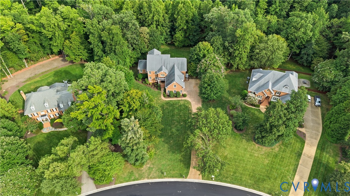 3231 Queens Grant Dr