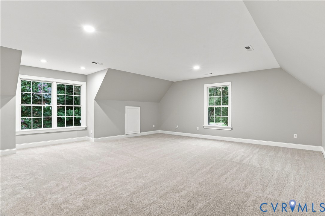 3231 Queens Grant Dr