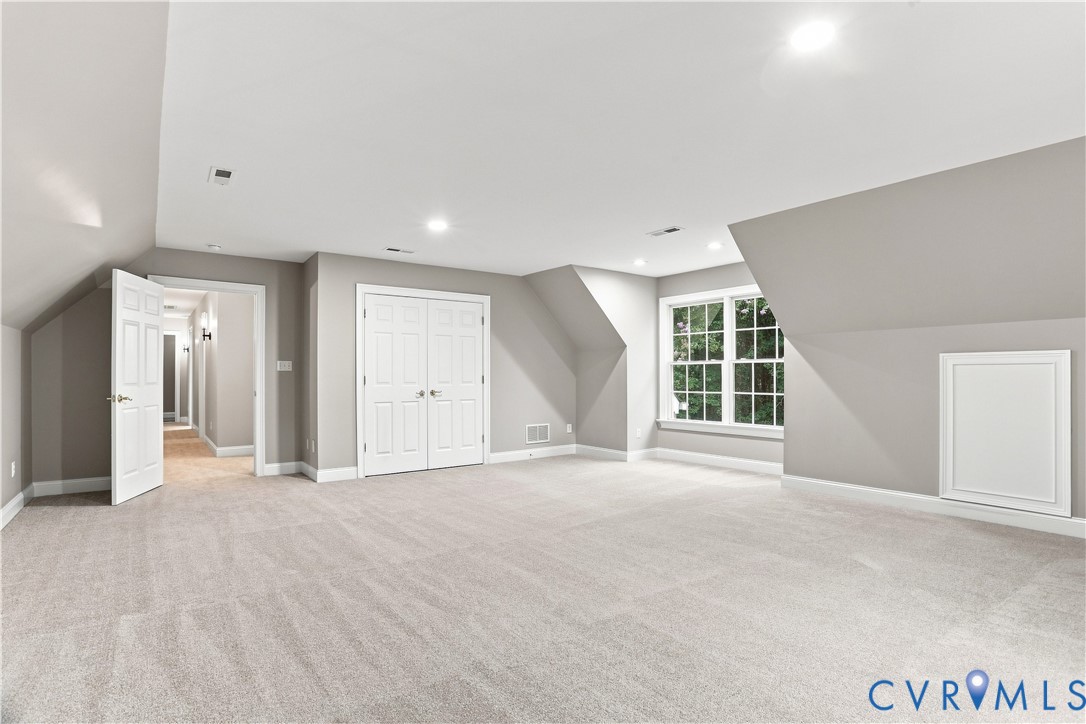 3231 Queens Grant Dr