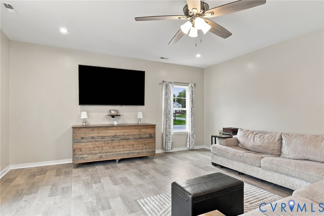 8801 Elkview Ct