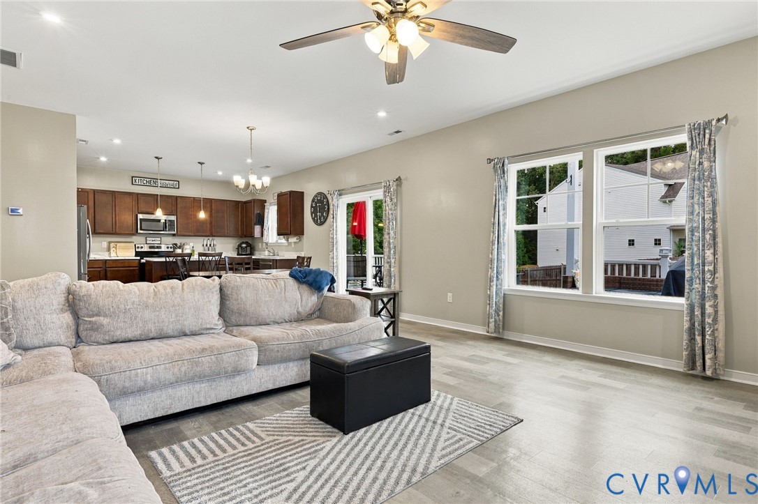 8801 Elkview Ct