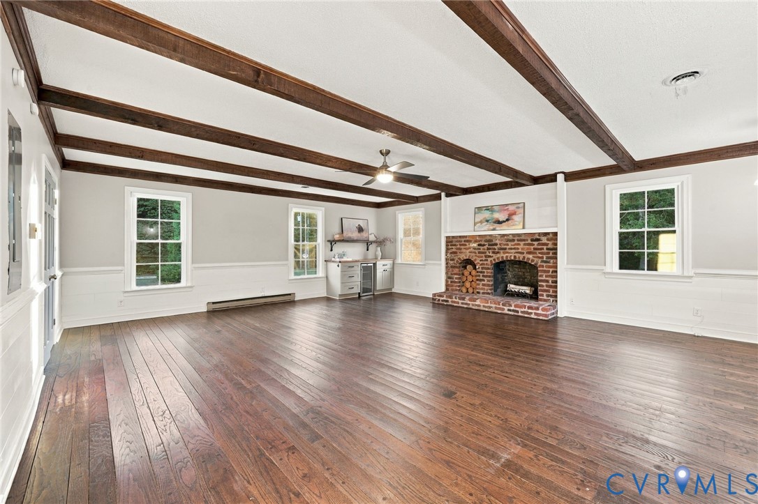 20010 River Rd