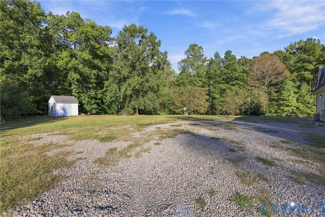 20010 River Rd