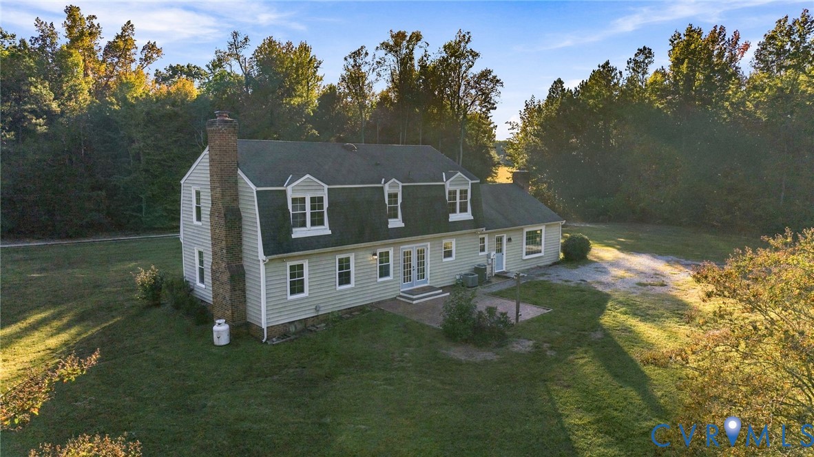 20010 River Rd