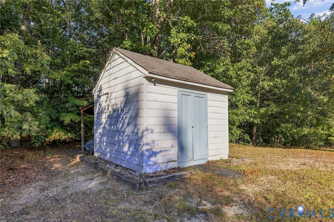 20010 River Rd