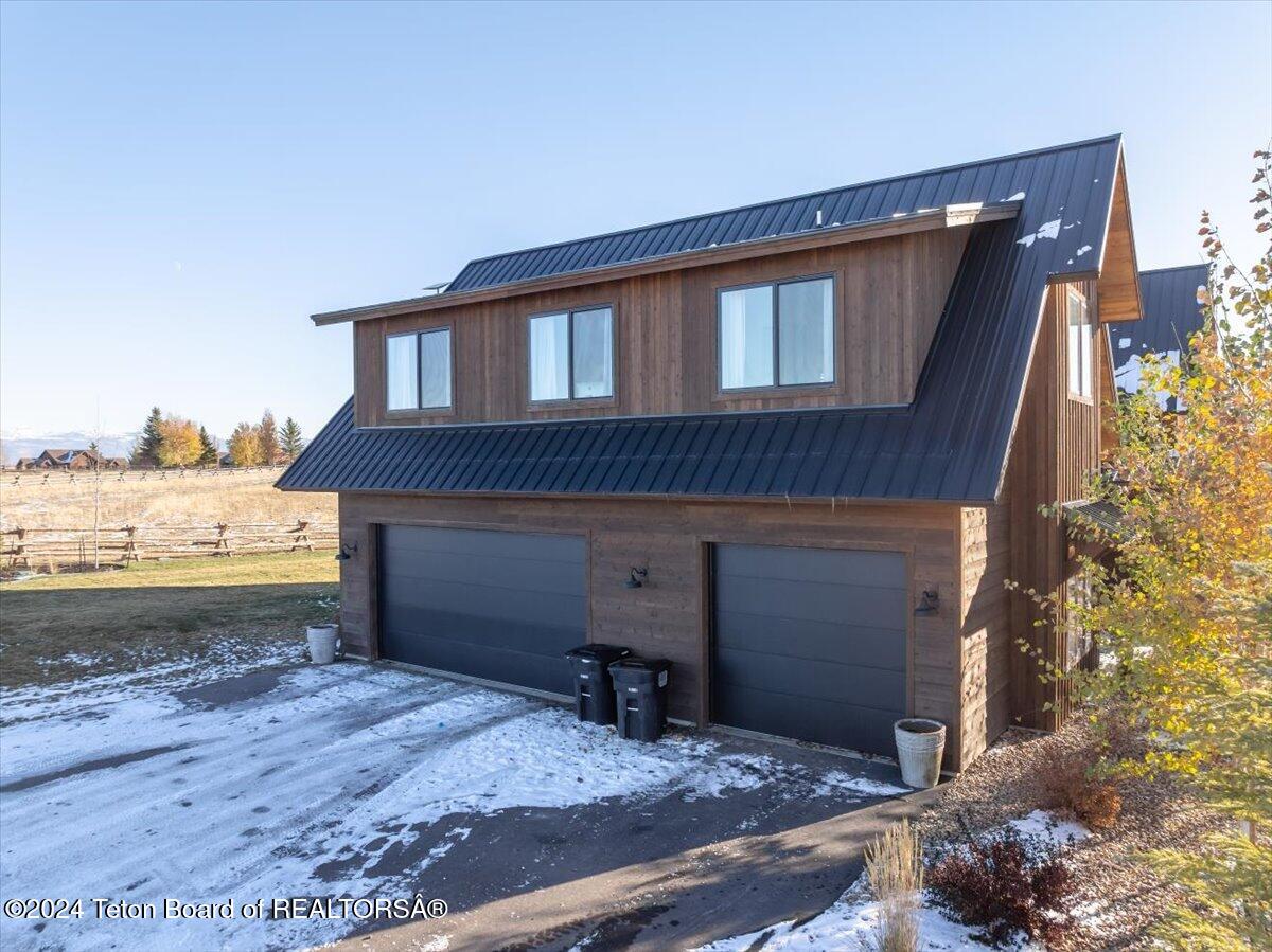 8910 RIVER RIM RANCH Road