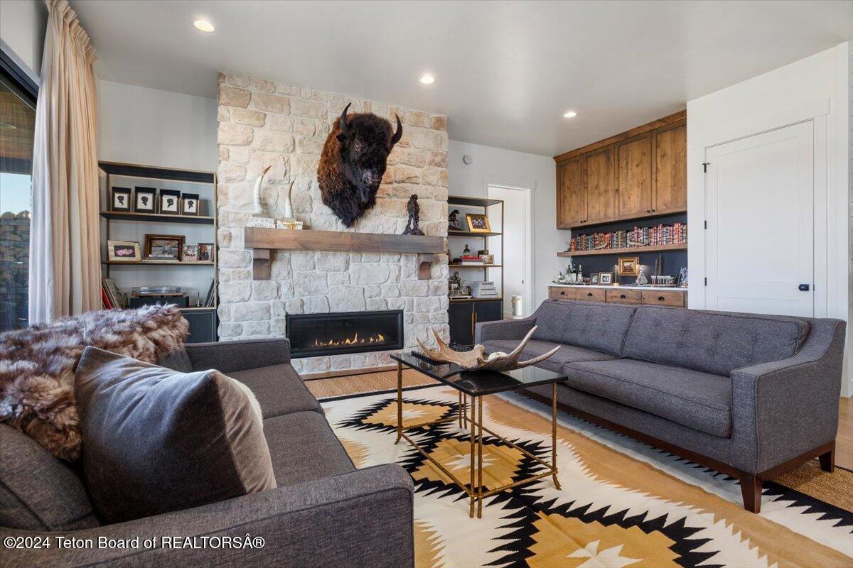 8910 RIVER RIM RANCH Road