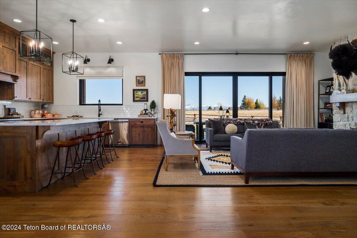 8910 RIVER RIM RANCH Road